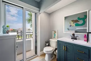 855 Bayway Blvd, Clearwater Beach, FL 33767 - Photo 28