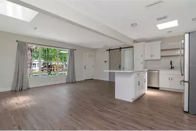 2101 E Howell Street, Tampa, FL 33610 - Photo 4