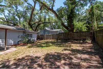 2101 E Howell Street, Tampa, FL 33610 - Photo 34