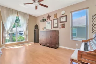 19103 Wind Dancer St, Lutz, FL 33558 - Photo 18