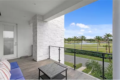 110 Palmera Boulevard NE, Saint Petersburg, FL 33704 - Photo 48