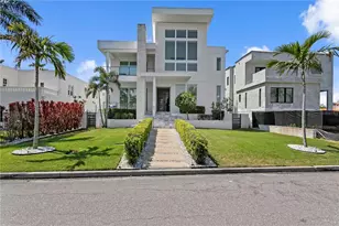 110 Palmera Blvd NE, Saint Petersburg, FL 33704 - Photo 2