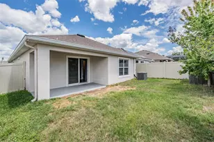 38400 Sonnet Landing Ave, Zephyrhills, FL 33540 - Photo 22