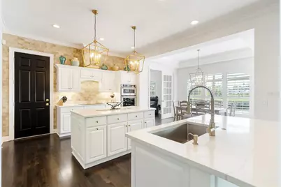 356 Belleair Drive NE, Saint Petersburg, FL 33704 - Photo 12