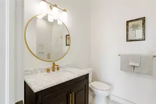 356 Belleair Dr NE, Saint Petersburg, FL 33704 - Photo 58