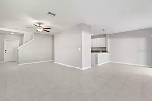 4436 Globe Thistle Dr, Tampa, FL 33619 - Photo 4
