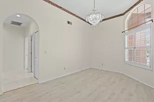 324 Wood Dove Ave, Tarpon Springs, FL 34689 - Photo 6