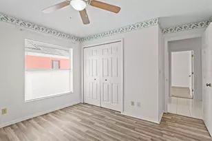 324 Wood Dove Ave, Tarpon Springs, FL 34689 - Photo 32