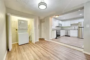 8086 28th Ave N, Saint Petersburg, FL 33710 - Photo 8