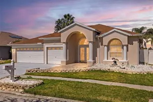 5117 Spectacular Bid Dr, Wesley Chapel, FL 33544 - Photo 1