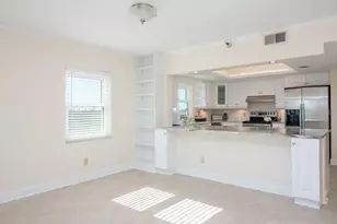 160 Columbia Dr, Tampa, FL 33606 - Photo 8