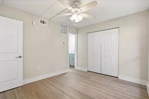 8921 Blind Pass Rd, Saint Pete Beach, FL 33706 - Photo 12