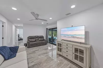 4201 37th Street S, Saint Petersburg, FL 33711 - Photo 20