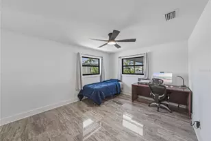 4201 37th St S, Saint Petersburg, FL 33711 - Photo 36