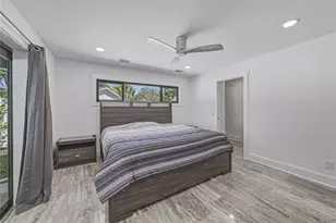 4201 37th St S, Saint Petersburg, FL 33711 - Photo 24