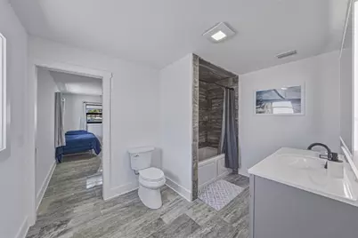 4201 37th Street S, Saint Petersburg, FL 33711 - Photo 32