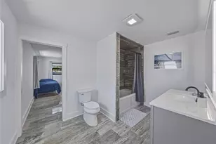 4201 37th St S, Saint Petersburg, FL 33711 - Photo 32
