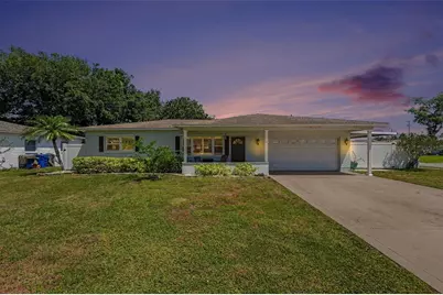 9703 48th Avenue N, Saint Petersburg, FL 33708 - Photo 2