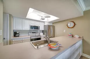 450 S Gulfview Blvd, Clearwater Beach, FL 33767 - Photo 8