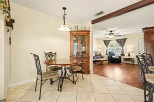 7815 N Woodlynne Ave, Tampa, FL 33614 - Photo 10