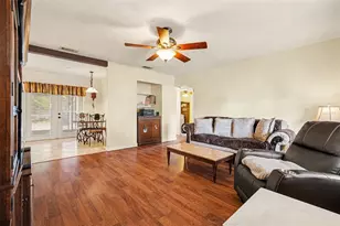7815 N Woodlynne Ave, Tampa, FL 33614 - Photo 8