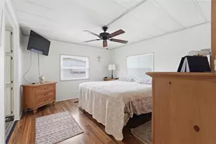 2049 Manoa Dr, Holiday, FL 34691 - Photo 2