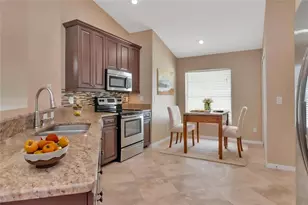 3201 Dunstable Dr, Land O Lakes, FL 34638 - Photo 4