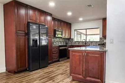 16169 Gardendale Drive, Tampa, FL 33624 - Photo 8