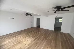 905 Center St, Plant City, FL 33563 - Photo 8