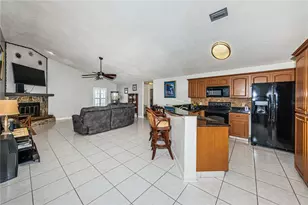 6804 Seafairer Dr, Tampa, FL 33615 - Photo 20