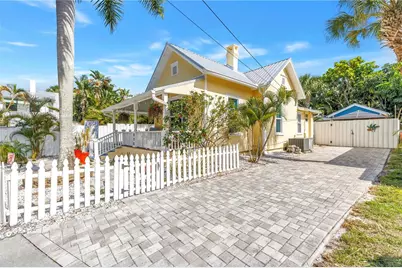748 11th Avenue N, Saint Petersburg, FL 33701 - Photo 4