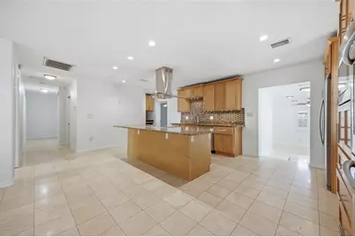 2512 W Kansas Avenue, Tampa, FL 33629 - Photo 6