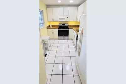 10351 Regal Drive #18, Largo, FL 33774 - Photo 4