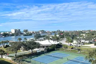 10351 Regal Dr, Largo, FL 33774 - Photo 28
