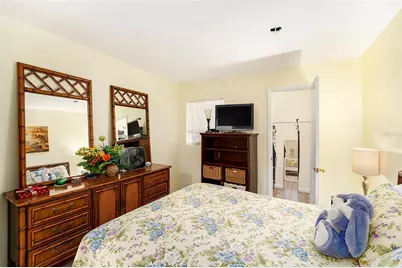 5216 81st Street N #2, Saint Petersburg, FL 33709 - Photo 18