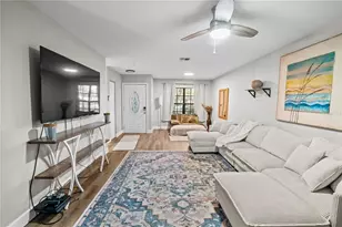 2031 Dover Ct, Oldsmar, FL 34677 - Photo 2