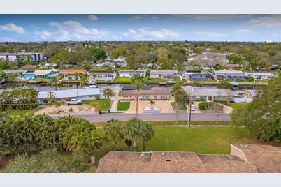 245 78 Th Avenue N, Saint Petersburg, FL 33702 - Photo 4