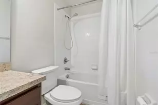 11926 Grand Kempston Dr, Gibsonton, FL 33534 - Photo 30