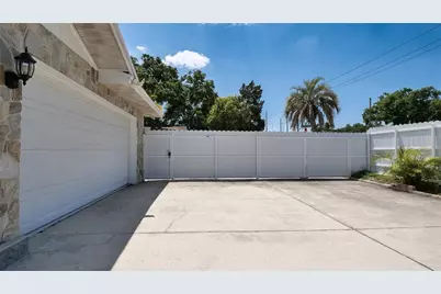 1307 Normandy Circle, Palm Harbor, FL 34683 - Photo 44