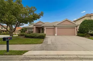 2204 Elizabeth Way, Dunedin, FL 34698 - Photo 1