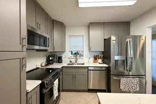 7920 Sun Island Dr S, South Pasadena, FL 33707 - Photo 8