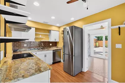 2200 8th Avenue N, Saint Petersburg, FL 33713 - Photo 8