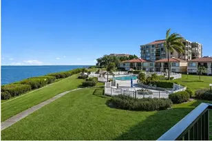 6104 Palma Del Mar Blvd S, Saint Petersburg, FL 33715 - Photo 12