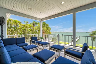 7115 Bay Street, Saint Pete Beach, FL 33706 - Photo 6