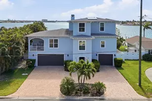7115 Bay St, Saint Pete Beach, FL 33706 - Photo 2