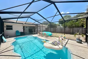 4201 Benson Ave N, Saint Petersburg, FL 33713 - Photo 14