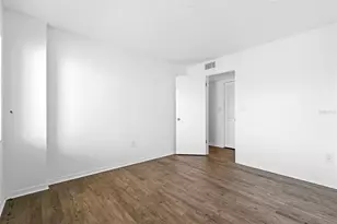 8950 Park Blvd, Seminole, FL 33777 - Photo 30