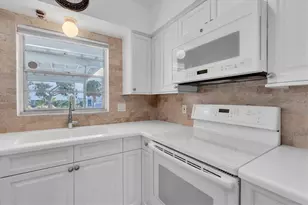 3717 46th Ave S, Saint Petersburg, FL 33711 - Photo 14