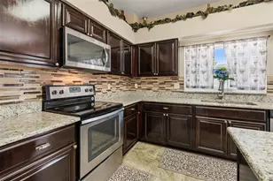 15911 Muirfield Dr, Odessa, FL 33556 - Photo 18