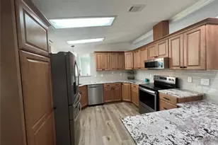 2038 Maui Dr, Holiday, FL 34691 - Photo 6
